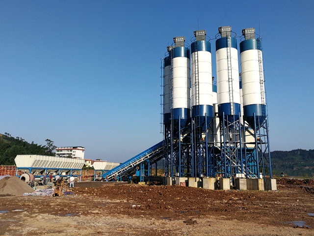 HZS120路桥混凝土搅拌站